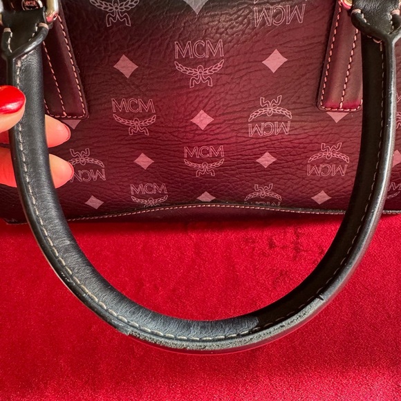 đź’ŻGuaranteed Authentic MCM Boston - Picture 14 of 15